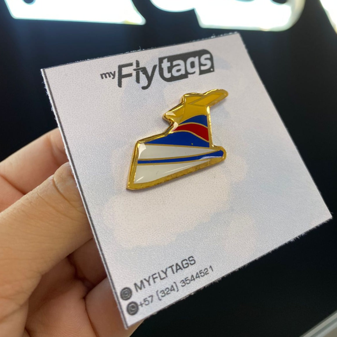 Pin tipo colita Satena