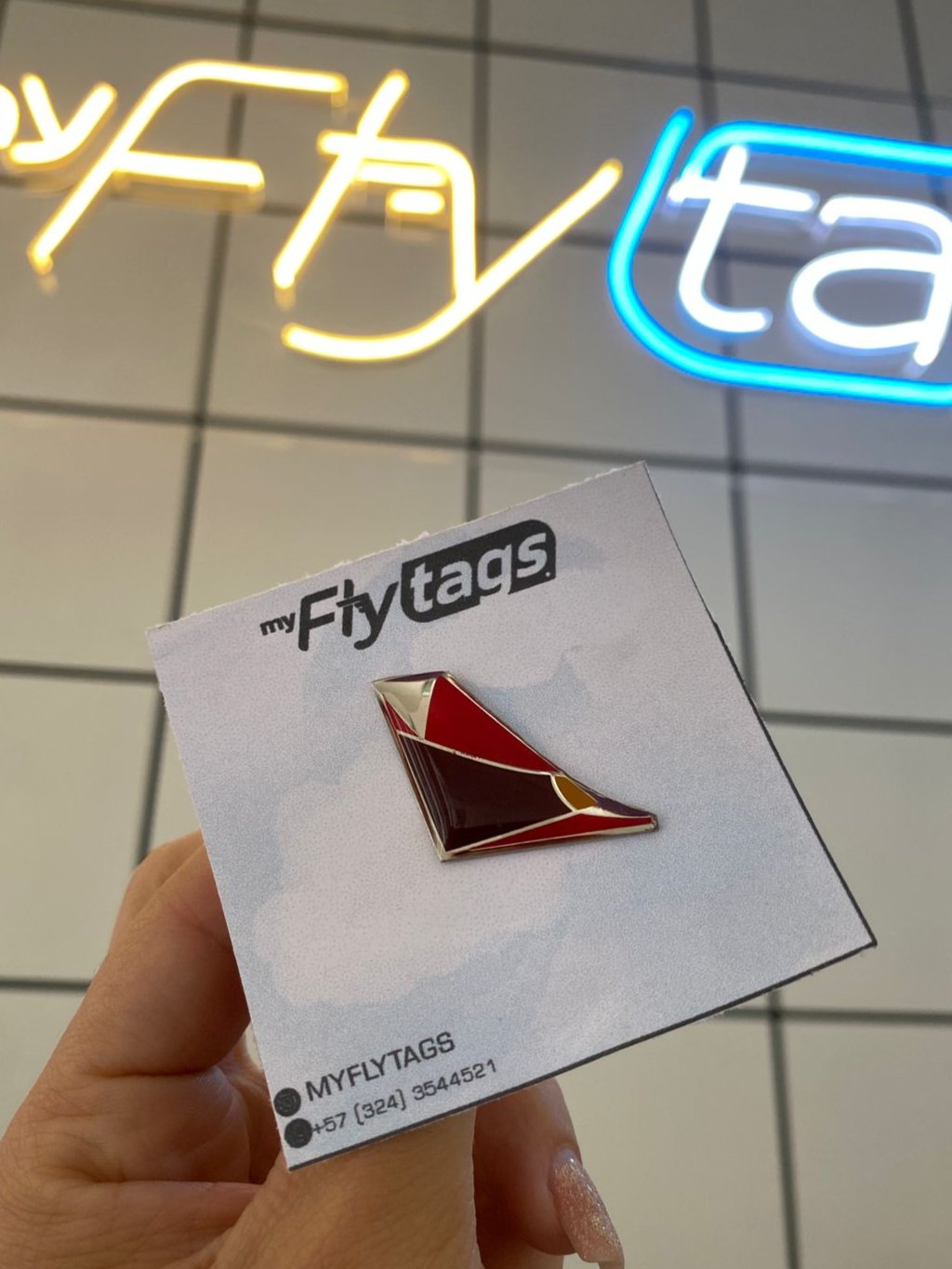 Pin tipo colita Avianca