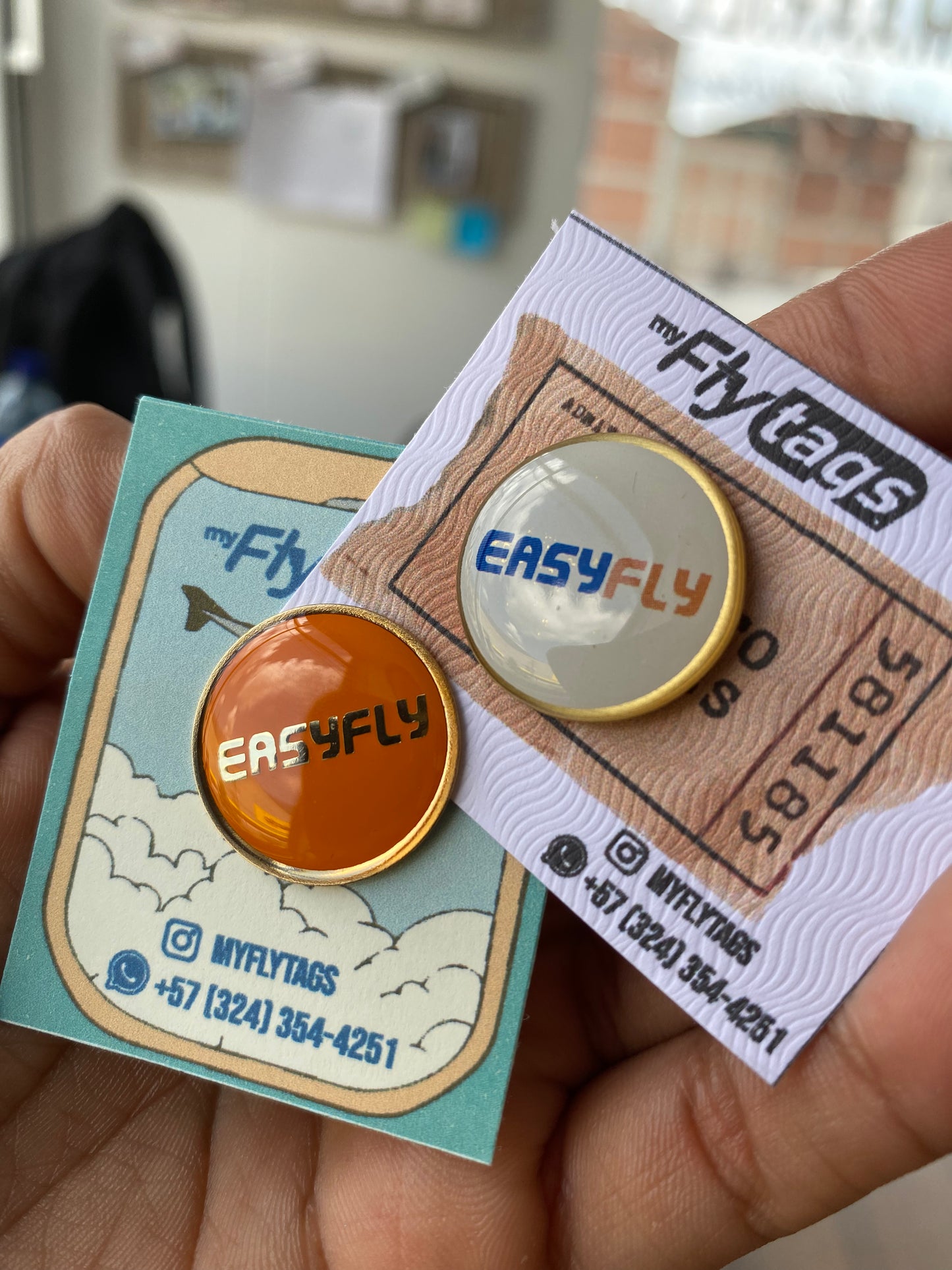 Pin circular Easyfly naranja