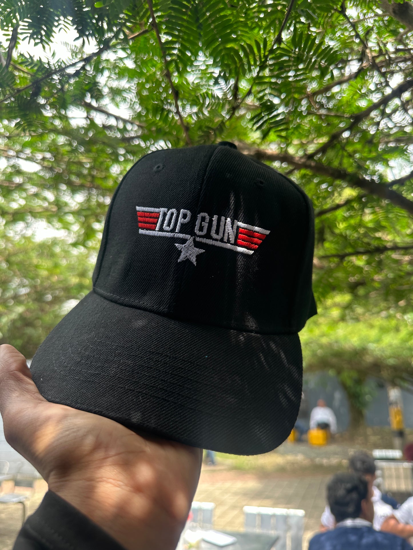 Gorra negra TOP GUN