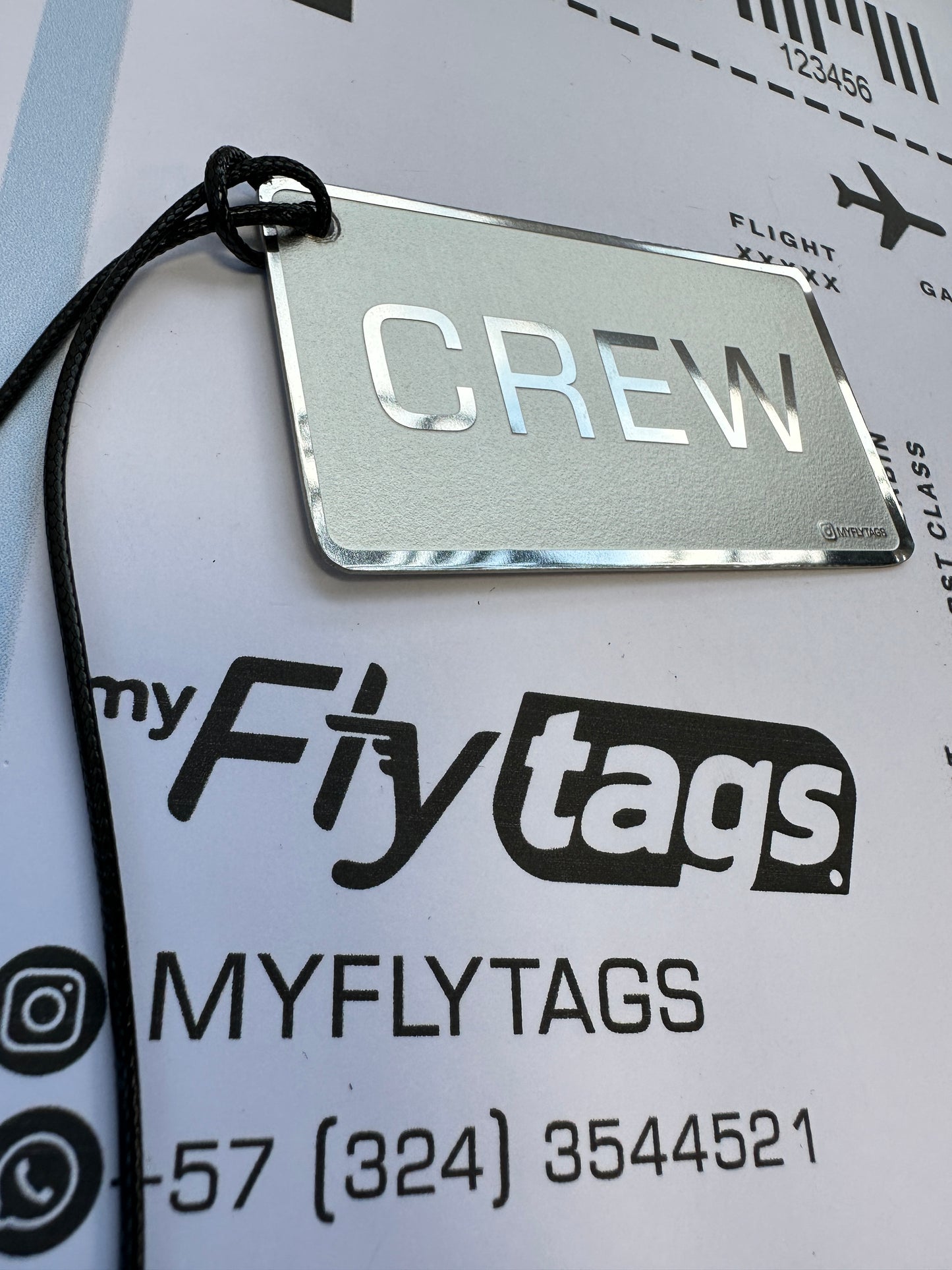 Crew tag metálico Cathay Pacific