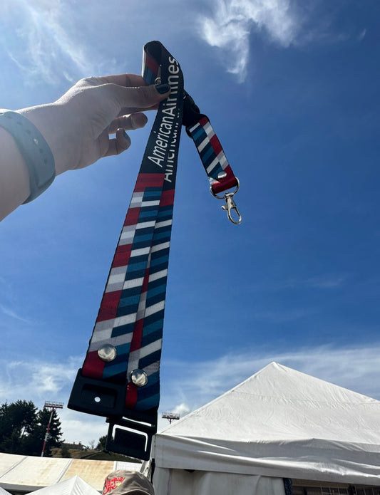 lanyard American Airlines diseño 1