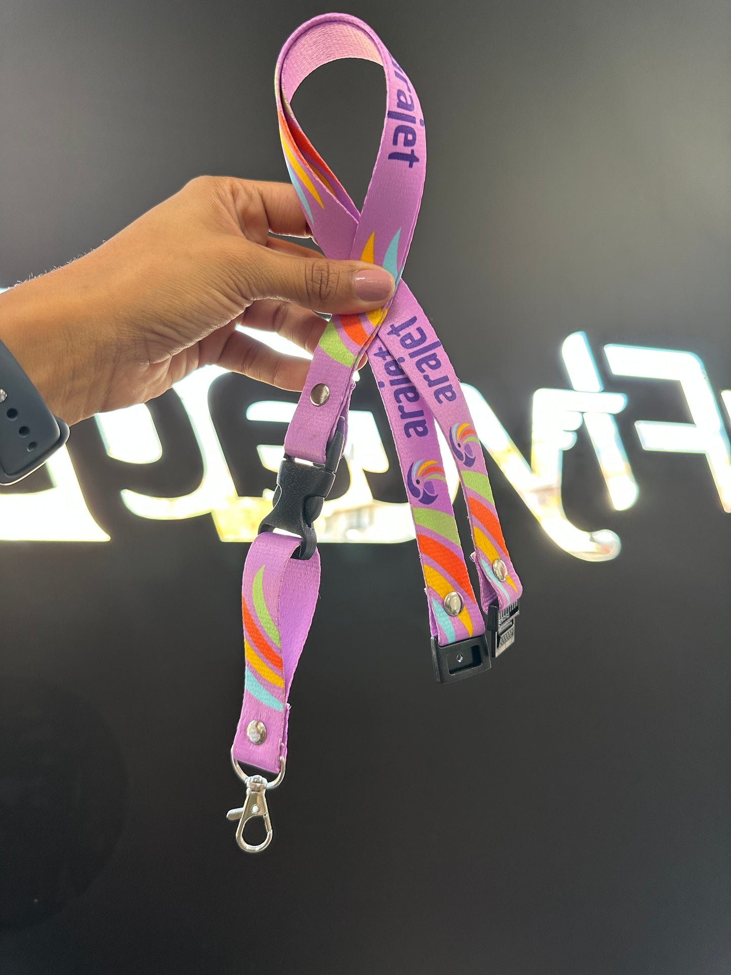 Lanyard Arajet diseño 1