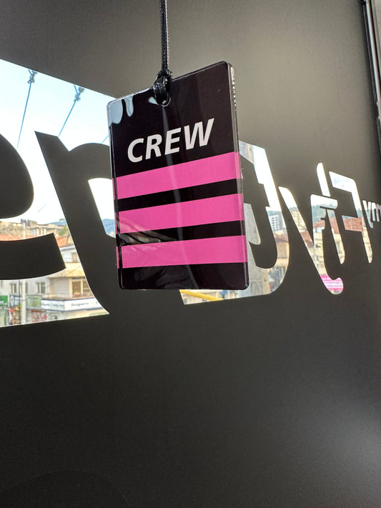 Crew Tag Acrílico CREW Pink