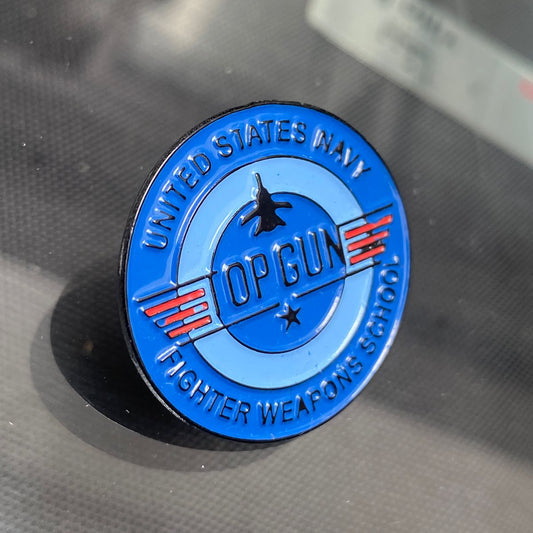 Pin Top Gun Circular