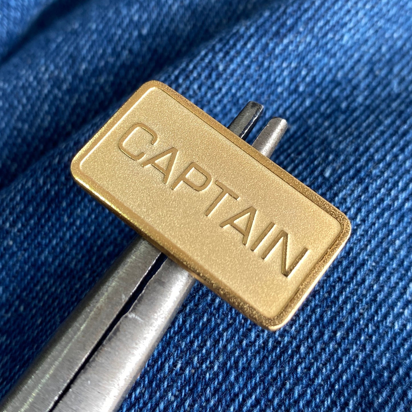 Pin captain